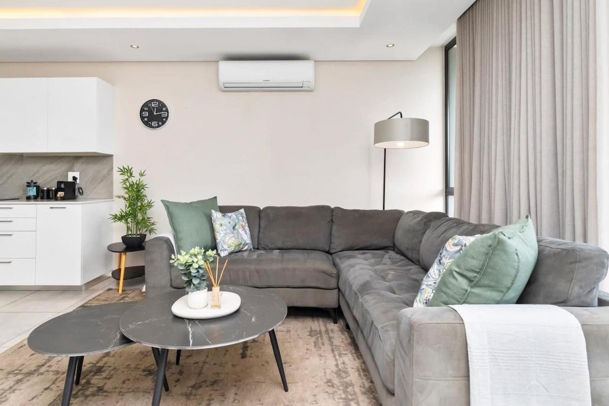 Stylish In Point Apartment Cape Town